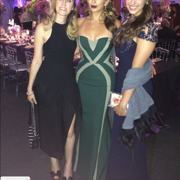 Emerald Green Silk Mikael D Gown size 2 - Picture 2 of 8